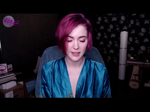 ❤️ Enstriksyon sou embesil nan men yon ti fi Ris nan lang angle Pornografi Larisi nan nou ❌️❤